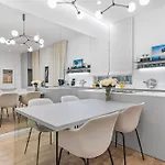 Stylish 2br In Old Town * 布拉迪斯拉发